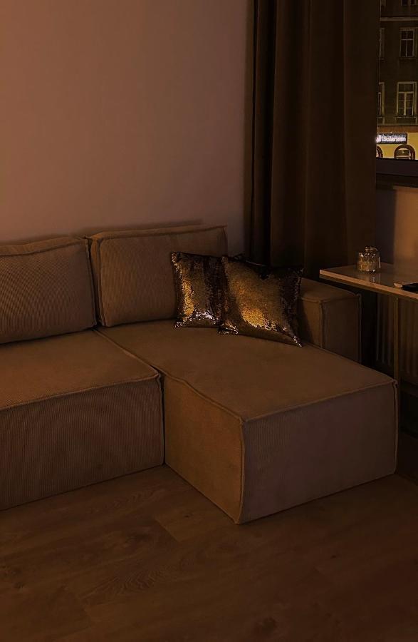 Апартаменты Loft Przy Placu Niepodleglosci Еленя-Гура Экстерьер фото
